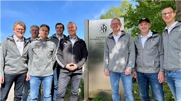 Mannschaftsrat und Orgateam der Deutsche Fußballnationalmannschaft der Bürgermeister beim Planungstreffen für die Europameisterschaft in Leipzig 2024