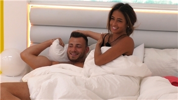 Luca und Nathalia hatten bei „Love Island“ einen kurzen Flirt. 