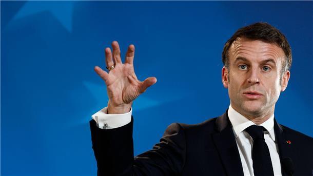 Macron hatte erklärt, die Freiheit, einen Schwangerschaftsabbruch vornehmen zu lassen, solle in die Charta der Grundrechte der EU aufgenommen werden.