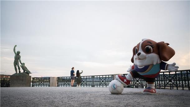 Maddli ist das Maskottchen der Fußball-Europameisterschaft für Frauen. 