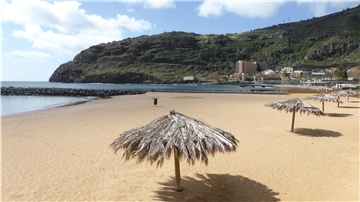 Madeira galt lange als virusfrei – aber als Covid-19 kam, musste es schnell gehen: Weg mit den Touristen.