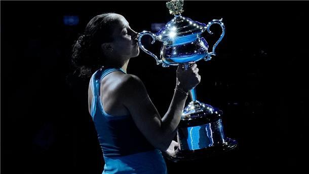 „Bedeutet die Welt“: Keys feiert ersten Grand-Slam-Titel Madison Keys wollte den Pokal gar nicht mehr aus den Händen geben