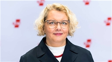 GEW-Bundesvorsitzende Maike Finnern