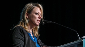 Maike Schaefer (Grüne) fordert eine bessere Kommunikation zwischen Landesregierung und Autobahn-GmbH des Bundes sowie Bundesverkehrsministerium. 
