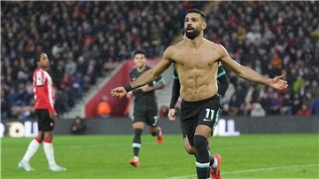 Mann des Spiels: Mohamed Salah traf beim Sieg in Southampton zweimal für Liverpool.