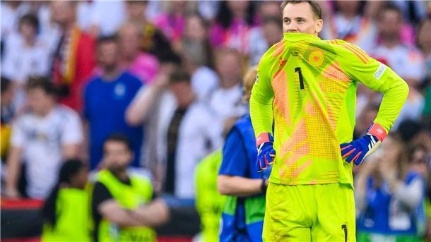 Nagelsmanns Neuer-Entscheidung gibt’s Ende des Monats Manuel Neuer hält sich zu seiner DFB-Zukunft noch bedeckt.