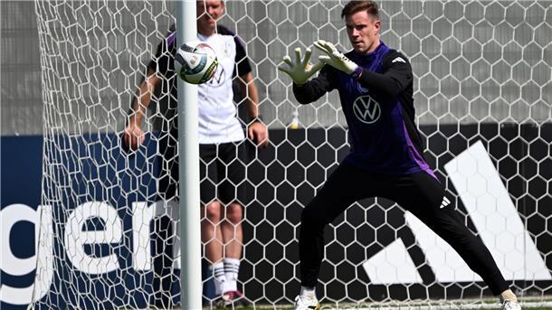 Lehmanns Skepsis bei ter Stegen und ein Votum für Leno Marc-André ter Stegen ist nach seiner langwierigen Knieverletzung gleich wieder die Nummer eins im Nationalteam.