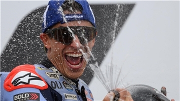 Marc Marquez feiert nach langer Zeit wieder einen Sieg.