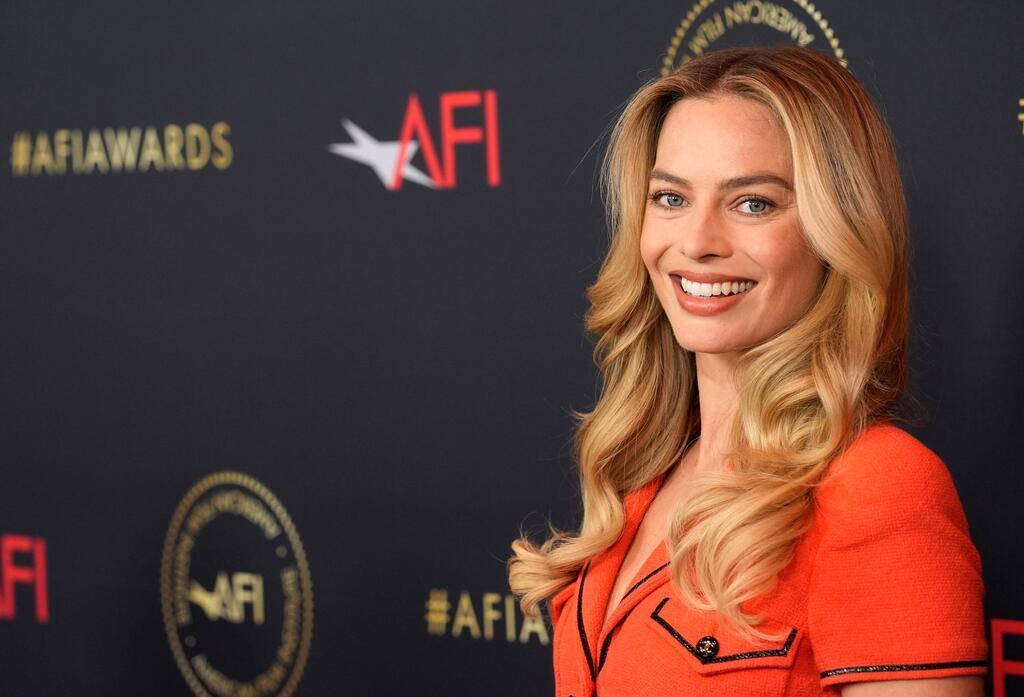 Margot Robbie kommt zur Verleihung der AFI Awards ins Four Seasons Beverly Hills.