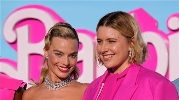 Staraufgebot bei „Barbie“-Premiere in Los Angeles Margot Robbie (l) und Regisseurin Greta Gerwig bei der „Barbie“-Premiere.