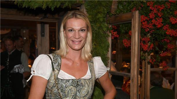 Höfl-Riesch über Vonn-Comeback: „Deutet vieles darauf hin“ Maria Höfl-Riesch traut ihrer früheren Dauerrivalin Lindsey Vonn zu, dass sie in den alpinen Skisport zurückkehrt.
