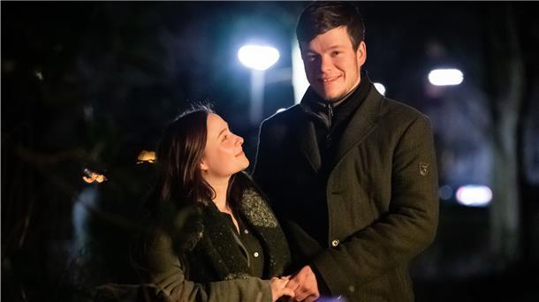 Liebe zwischen Selbstverwirklichung und Familienglück Marie Kück und Jasper Krüger sind ein „Wir“, doch beide respektieren Freiräume in ihrer Beziehung.