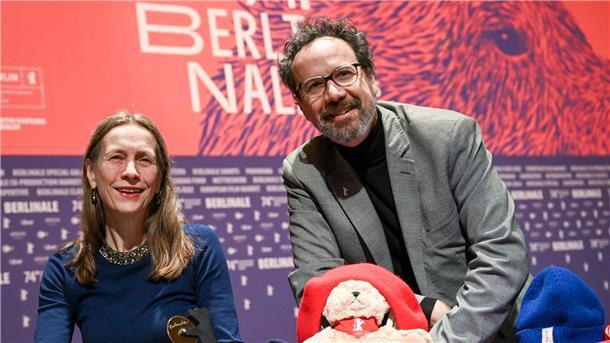 Zwei deutsche Filme im Wettbewerb der Berlinale Mariette Rissenbeek und Carlo Chatrian stellen das Berlinale-Programm vor.