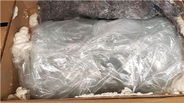 Marihuana in mehreren Folienschichten verpackt. Der Zoll in Heilbronn hat es gefunden.