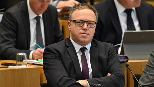 TV-Duell könnte CDU in ein Dilemma führen - und Höcke nutzen Mario Voigt hat immer wieder betont, Höcke in dem TV-Duell inhaltlich stellen zu wollen.