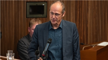 Mark Rackles (SPD) wurde am Mittwoch in der Bürgerschaft zum neuen Bildungssenator des Landes Bremen gewählt.