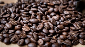 Marktführer Tchibo erhöht Mitte April die Kaffeepreise.