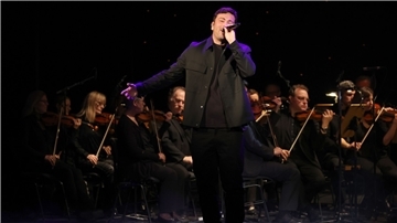 Marteria tritt mit der Norddeutschen Philharmonie auf.