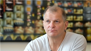 Martin Kusej wird in der Saison 2023/2024 von Stefan Bachmann abgelöst.