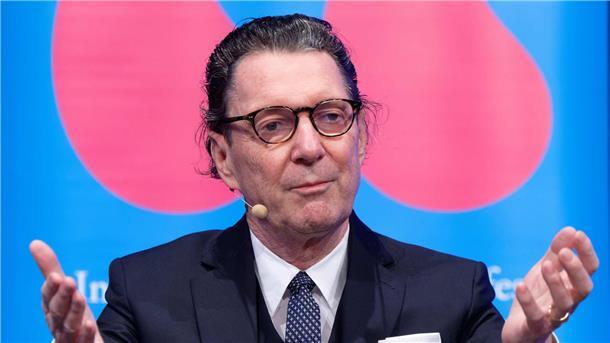 Suters Roman über die Liebe und viele Wahrheiten Martin Suter: Man muss sich entscheiden - auch in der Liebe.