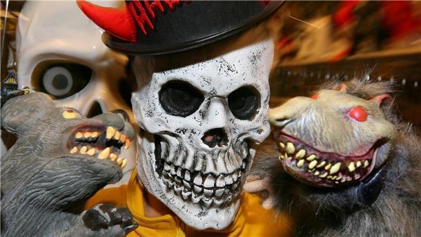 Rückruf von Halloween-Masken Masken, wie diese, sind an Halloween sehr beliebt.