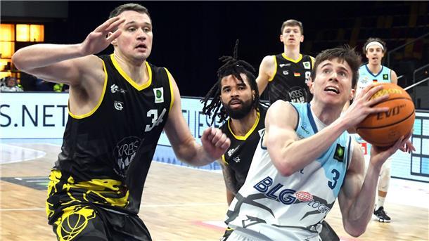 Matt Frierson (rechts) verlässt die Eisbären Bremerhaven und wechselt in die BNXT League. 