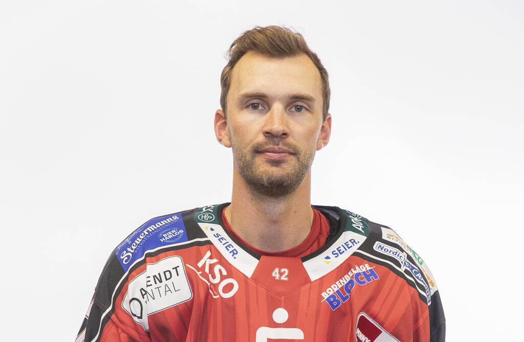 Matthew Abt, Nummer 42
