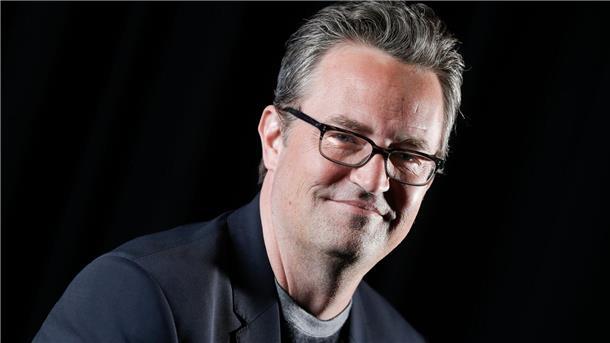Drogentod von Matthew Perry - Arzt bekennt sich schuldig Matthew Perry starb im Oktober 2023 mit 54 Jahren.