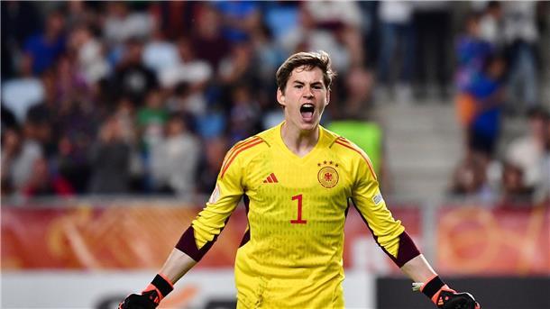 Max Schmitt wäre am Mittwoch Ersatzmann für Manuel Neuer.