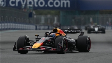 Max Verstappens Team will für ihn Platz drei in Miami erstreiten.