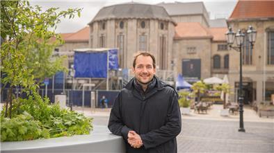 Maximilian Charlet will die Stadt attraktiver auch für jüngere Menschen machen.