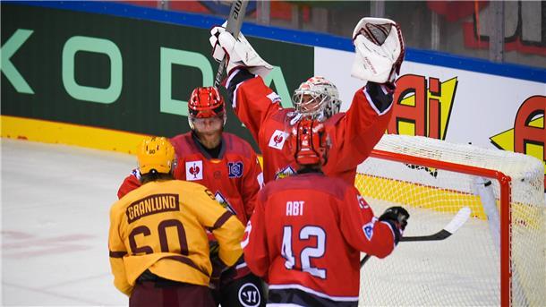 Maximilian Franzreb erhielt im ersten Saisonspiel der Fischtown Pinguins in der Champions Hockey League den Vorzug im Tor - und hielt den ersten Sieg fest.