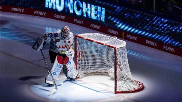 Pinguins beschenken ihre Fans mit einem Sieg im Münchener SAP Garden Maximilian Franzreb und die Pinguins sicherten sich den Sieg im ersten Spiel im SAP Garden.