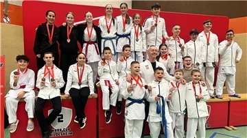 Athleten der Karate-Schule Nippon Bremerhaven