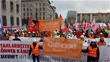 Demonstration mit vielen Teilnehmern