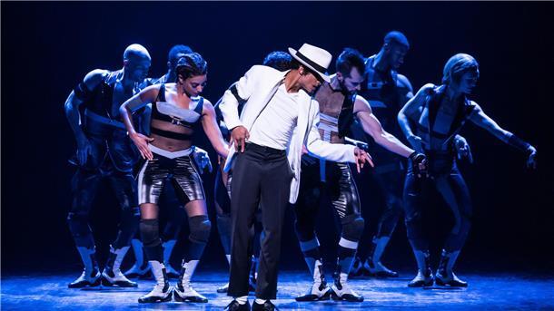 Mehr als eine Millionen Menschen haben das Michael Jackson Musical am Broadway schon gesehen. Ab Dezember läuft das Stück in Hamburg.