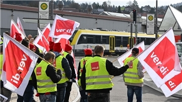 Mehrere Bundesländer betroffen: Die Gewerkschaft Verdi hatte Warnstreiks bei verschiedenen Verkehrsbetrieben organisiert.