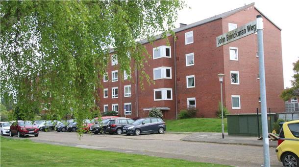 Nach Alpha-Real-Estate-Insolvenz: EWE hebt Sperrandrohung in Cuxhaven wieder auf Mehrfamilienhäuser am John-Brinckman-Weg in Cuxhaven-Süderwisch: Die angedrohte Wassersperre wurde aufgehoben.