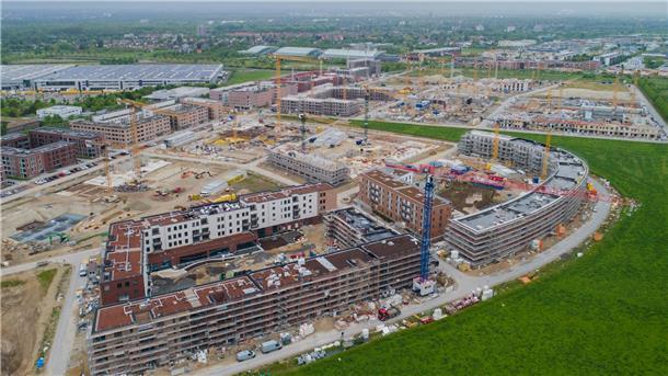 Ifo: Experten erwarten weltweit steigende Immobilienpreise Mehrfamilienhäuser entstehen in Kronsrode bei Hannover: Immobilien werden noch einmal teurer.