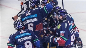 Meister Eisbären Berlin steht im Playoff-Halbfinale.
