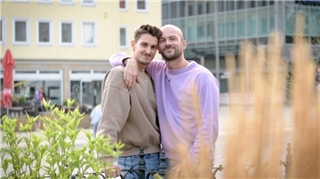 Mel Klasen (links) und Arne Bruns haben sich schon vor den Dreharbeiten zur Dating-Show Prince Charming kennengelernt.