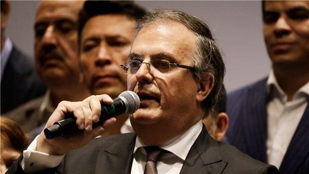 Mexikos Außenminister will für Präsidentenamt kandidieren Mexikos Außenminister Marcelo Ebrard will im internen Wettbewerb der Regierungspartei als Präsidentschaftskandidat nominiert werden.