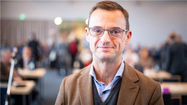 Michael Frost, Schuldezernent in Bremerhaven, hört nach dann 12 Jahren Amtszeit im Oktober 2024 definitiv auf. 