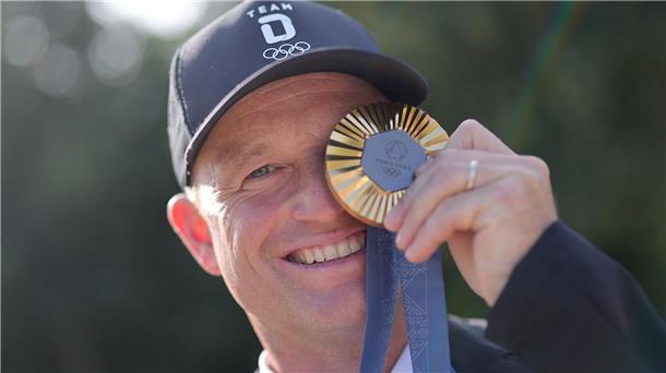 Jungs Gold-Feier mit kleiner Verzögerung MIchael Jung feiert sein viertes Olympia-Gold - und will noch mehr.