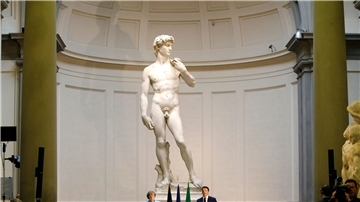 Michelangelos David-Statue sorgt für Diskussionen.