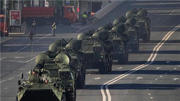 Militärparade zum Tag des Sieges in Moskau.