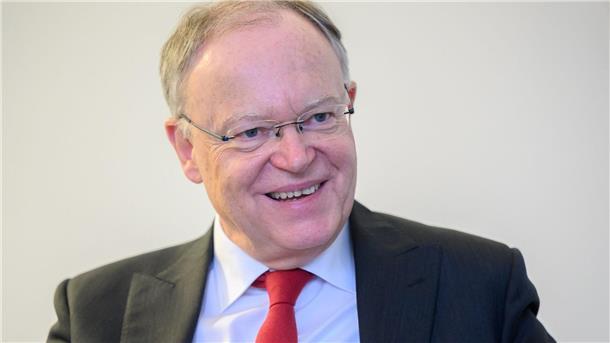 Weil: Einigung im Bund „ermutigendes Zeichen“ Ministerpräsident Stephan Weil lobt die Einigung zwischen den Spitzen von Union und SPD in Berlin. (Archivbild)