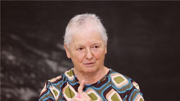 Miriam Cahn erhält Kaiserring der Stadt Goslar Miriam Cahn wird geehrt.