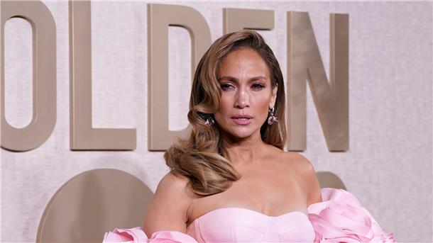 Mit 54 Jahren ist Jennifer Lopez angesagter denn je: Auf Instagram folgen ihr mehr als 250 Millionen Menschen.