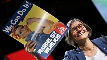 IG Metall wählt erstmals eine Frau an die Spitze Mit Christiane Benner wurde erstmals eine Frau an die Spitze der IG Metall gewählt.